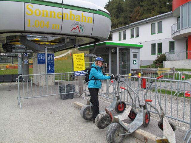 Sabrina in der Talstation der Rollerbahn, 1.004 m