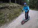 Sabrina auf der Rollerbahn