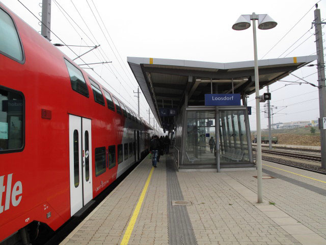 REX 1620 im Bahnhof Loosdorf (15. Okt.)