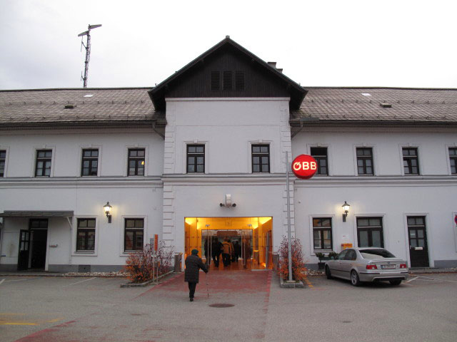 Bahnhof Waidhofen an der Ybbs, 360 m