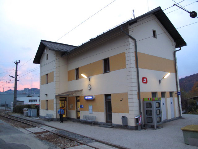 Bahnhof Hilm-Kematen, 329 m