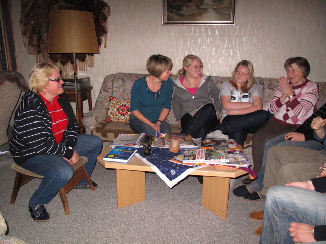 Karin, Mama, Viktoria, Alexandra und Oma