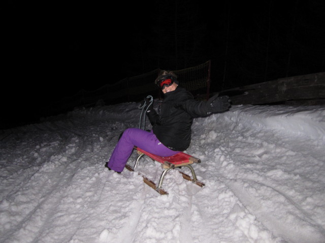 Michaela auf der Erlebnis-Rodelbahn in der Donnerwetterkurve