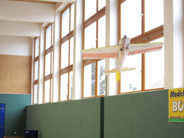 Flugvorführung in der Hauptschule Böheimkirchen