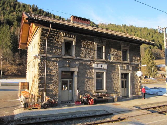 Bahnhof Thal, 812 m