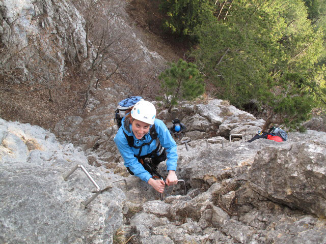Wildenauer-Klettersteig: Romana, Gregor und Carmen in der Schlüsselstelle
