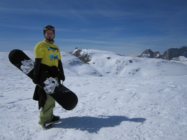 Markus zwischen Forcella Pordoi und Bamberger Hütte (22. März)