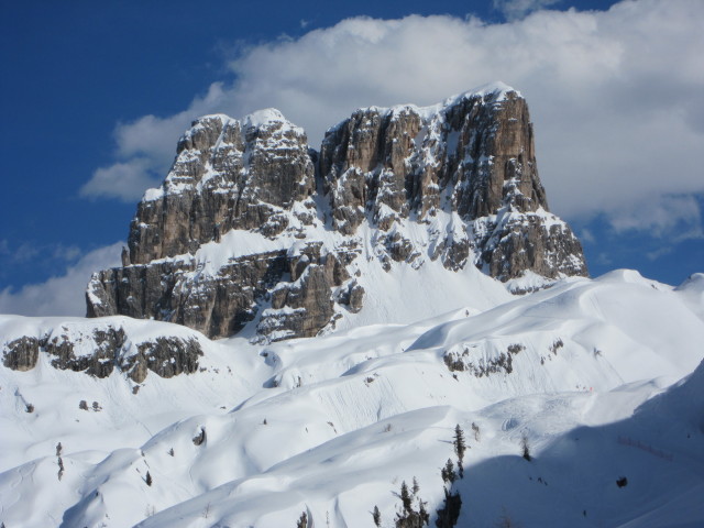 Averau vom Skiweg Croda Negra aus (25. März)