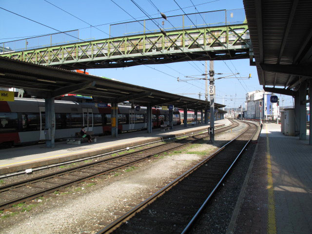 Hauptbahnhof Salzburg, 428 m