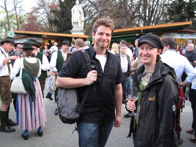 Markus und Carmen am Rathausplatz