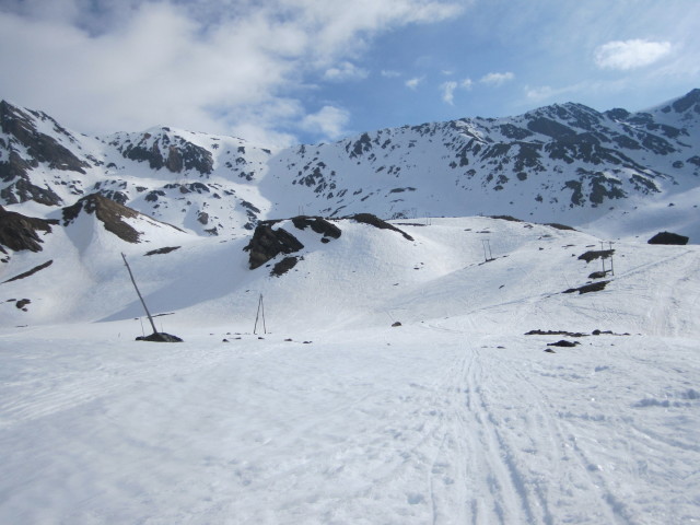 zwischen Rifugio L. E. Pizzini-Frattola und Suldenspitze (23. Apr.)