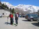 Christoph und ich am Parkplatz des Rifugio Cesare Branca, 2.158 m (17. Apr.)