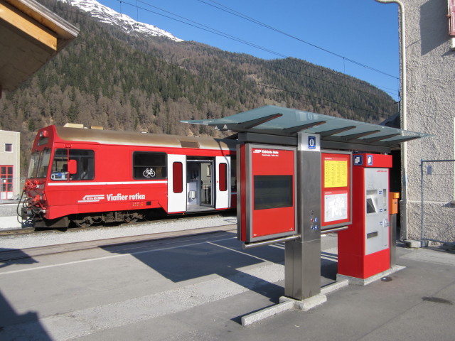 R 1924 im Bahnhof Zernez, 1.470 m