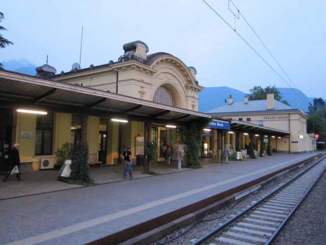 Bahnhof Meran, 325 m