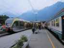 RE 226 und R 20466 im Bahnhof Meran, 325 m