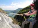 Drachenwand-Klettersteig: Carmen beim Wasserfall