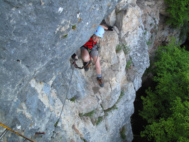 Währinger Klettersteig: Katarina am Ende der Nische