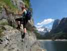 Laserer alpin-Klettersteig: Sabrina in der Nasenquerung