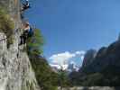 Laserer alpin-Klettersteig: Romana und Sabrina zwischen Himmelsleiter und Panoramaquerung