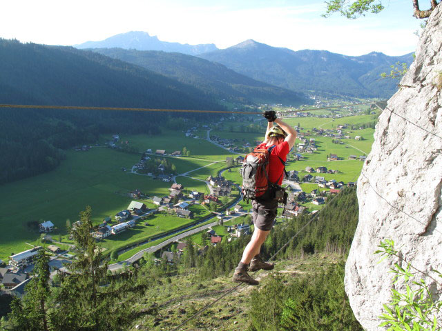 Schmied-Klettersteig: Norbert auf der Faschlbrücke