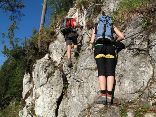 Schmied-Klettersteig: Norbert und Romana am Weißen Pfeiler