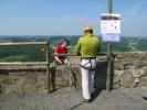 Leopold-Klettersteig: Norbert und Andreas im Ausstieg, 484 m