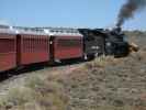 No. 489 mit San Juan Express #216 der Cumbres & Toltec Scenic Narrow-Gauge Railroad zwischen Lava Loop und Whiplash Curve (29. Mai)