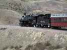 No. 489 mit San Juan Express #216 der Cumbres & Toltec Scenic Narrow-Gauge Railroad zwischen Osier und Cascade Trestle (29. Mai)