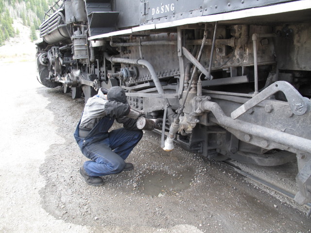 No. 480 der Durango & Silverton Narrow Gauge Railroad in Silverton, 2.837 m (3. Juni)