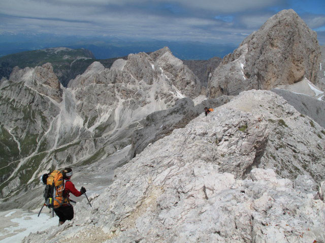 Gudrun und Christoph zwischen Cima Scalieret und Pas de Scalieret (25. Juni)