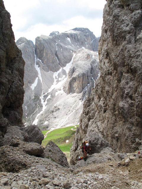 Maximilian-Klettersteig: Christoph und Gudrun zwischen Einstieg und Großem Rosszahn (26. Juni)