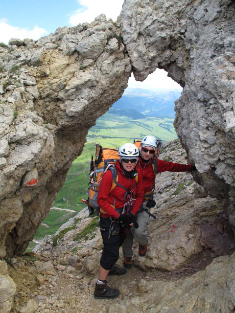 Maximilian-Klettersteig: Gudrun und Christoph zwischen Großem Rosszahn und Notausstieg (26. Juni)