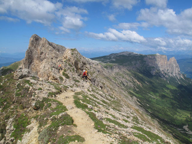 Maximilian-Klettersteig: Christoph und Gudrun zwischen Großem Rosszahn und Notausstieg (26. Juni)