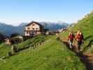 Christoph und Gudrun auf Weg 541 zwischen Rotwandhütte und Weg 551 (25. Juni)