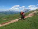 Gudrun und Christoph auf Weg 4 zwischen Abzweigung Maximilian-Klettersteig und Schlern-Hochfläche (26. Juni)