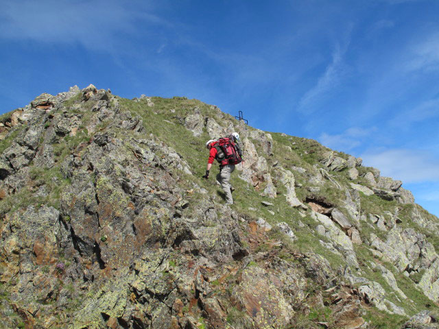 Christoph auf Weg 2B zwischen Grubenjoch und Alplerspitz (3. Juli)