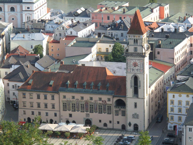 Rathaus von der Veste Oberhaus aus