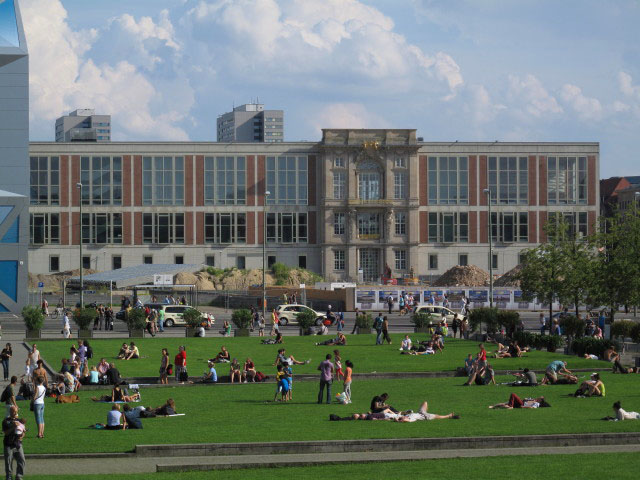 European School of Management and Technology