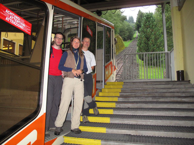 Norbert, Sonja und Erich in der Talstation der Schlossalmbahn, 843 m (13. Aug.)