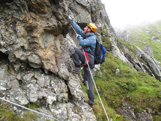 Familienklettersteig Hirschkarspitze: Erich in der schwierigen Einstiegsvariante (13. Aug.)