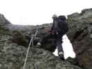 Familienklettersteig Hirschkarspitze: Sonja beim Felsenloch (13. Aug.)