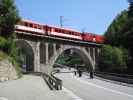 R 542 der Furka-Oberalp-Bahn auf der Nussbaumbrücke (21. Aug.)