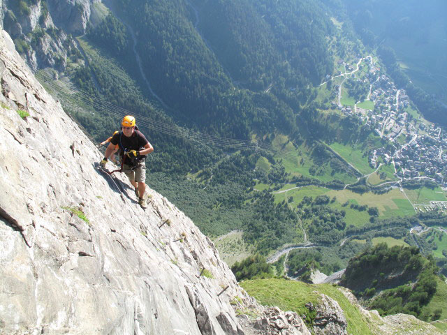 Leukerbad-Klettersteig: Axel zwischen Zum L&auml;rch und Obere Gemsfreiheit