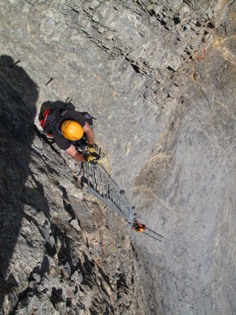 Leukerbad-Klettersteig: Axel und Andreas zwischen Biwakplatz und Ausstieg