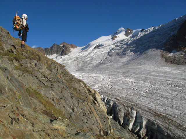 Gudrun auf der Seitenmoräne des Taschachferners (10. Sep.)