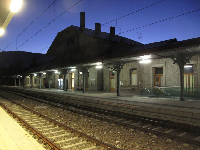 Bahnhof Bruneck, 831 m (1. Okt.)