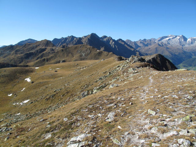 Pfunderer H&ouml;henweg zwischen Putzenh&ouml;he und Zw&ouml;lferspitz (1. Okt.)