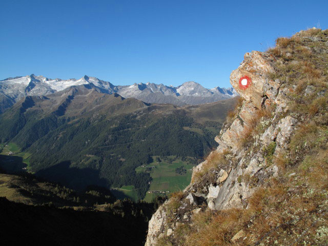 Pfunderer H&ouml;henweg zwischen Zw&ouml;lferspitz und Kleines Tor (1. Okt.)