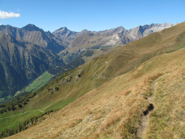 Pfunderer H&ouml;henweg zwischen Gitsch-Schupfen und Mitterhoferalm (2. Okt.)