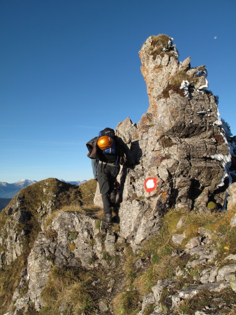 Erich am Theklasteig zwischen Großer Scharte und Hoher Lins (16. Okt.)